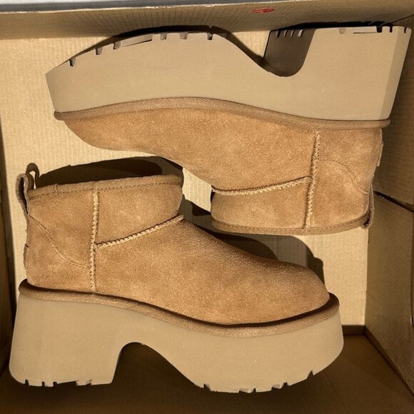 NIB UGG Ultra Mini New Heights Chestnut Suede Platform Boots 1158311 Size 7 - Picture 1 of 2